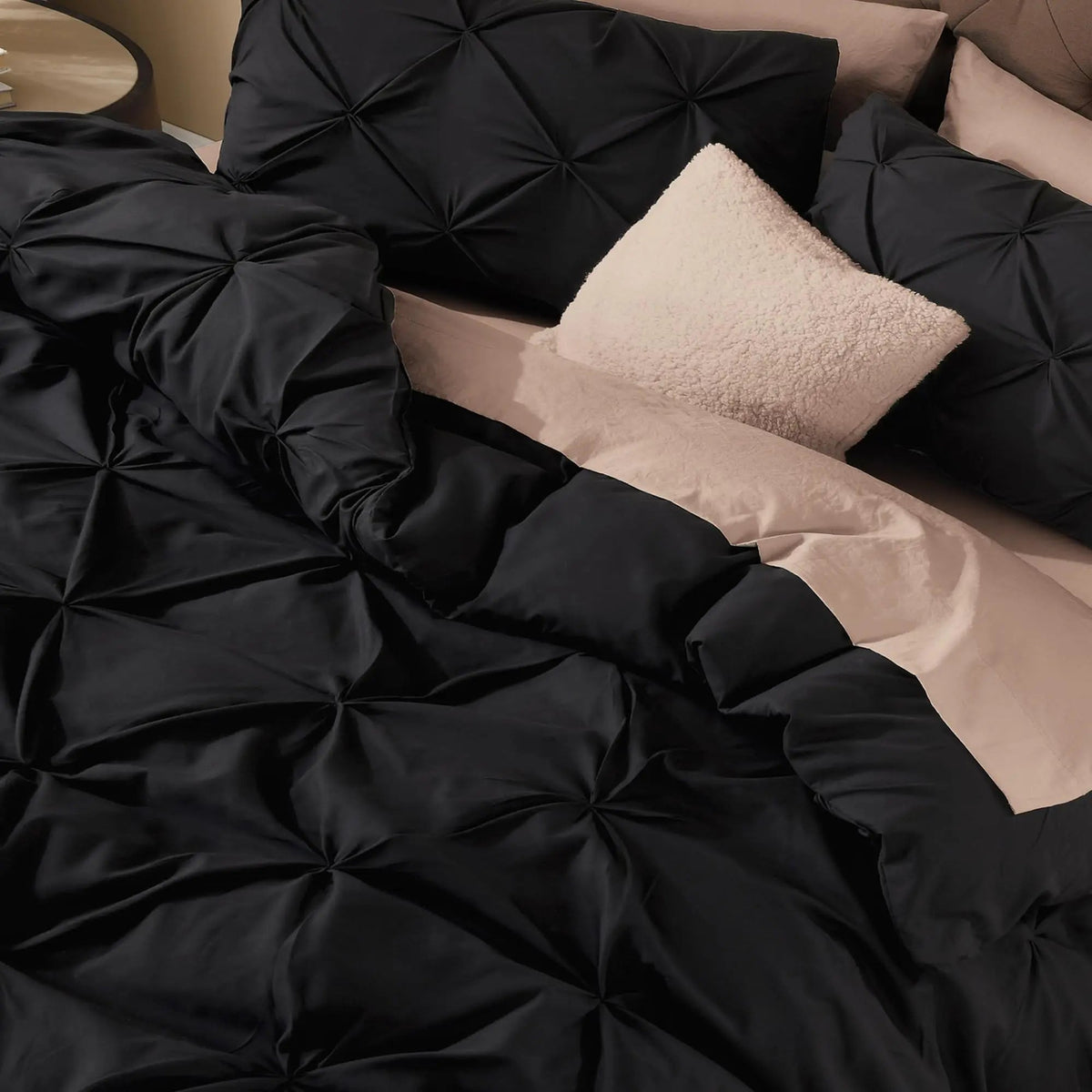Charme – Housse de Couette Plissée avec Taies