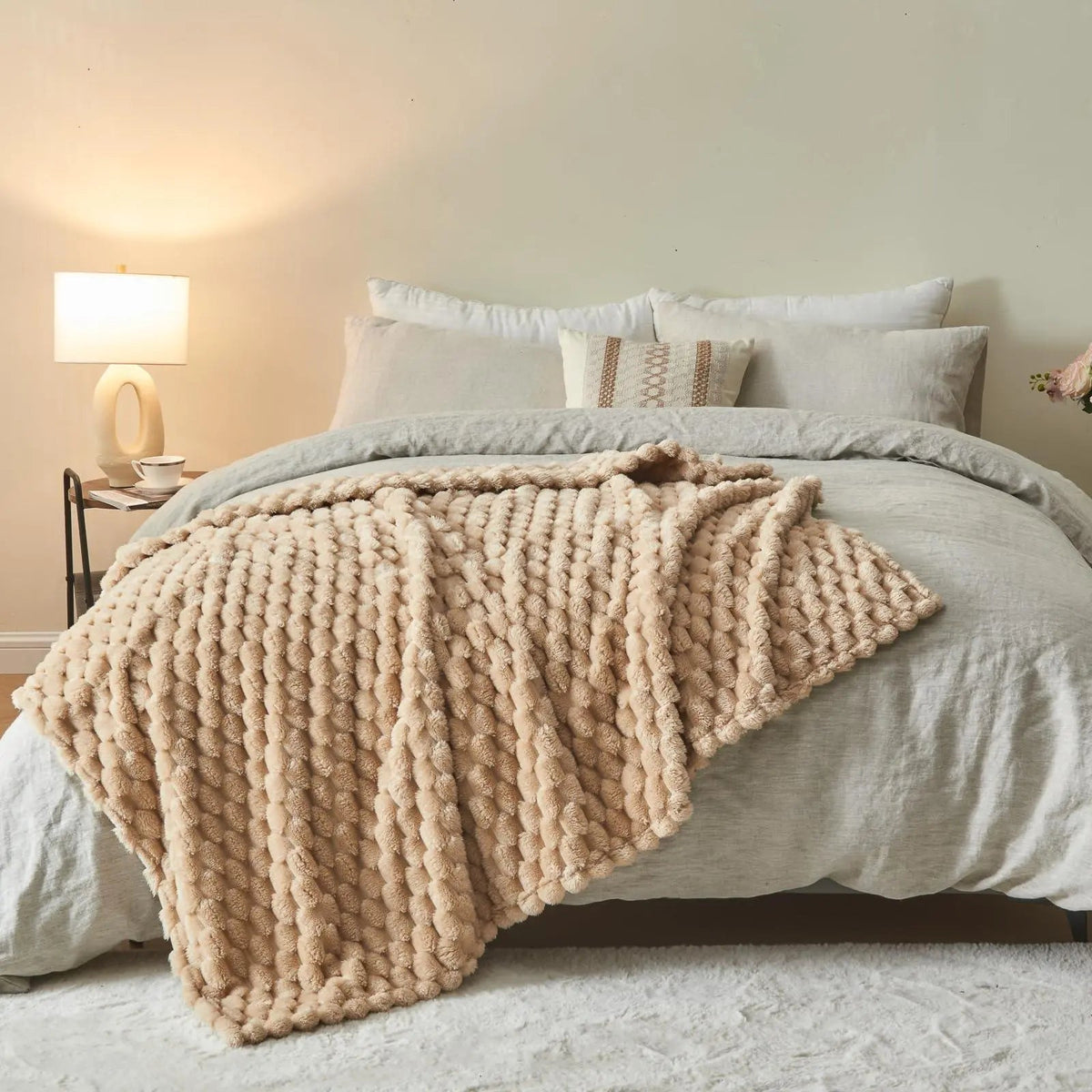 Cumulus – Couverture Flanelle Jacquard Nuages 3D