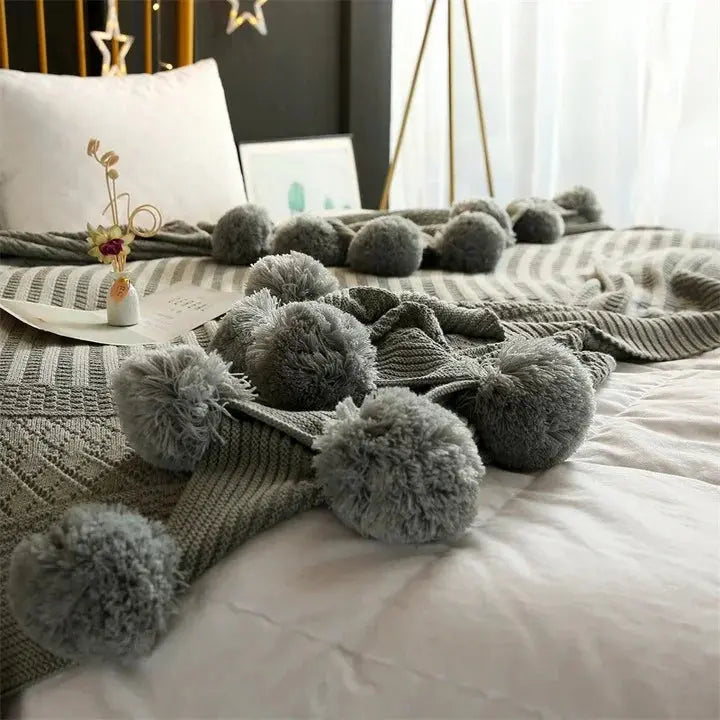 Bulle – Plaid Crochet Coton Cachemire à Pompons